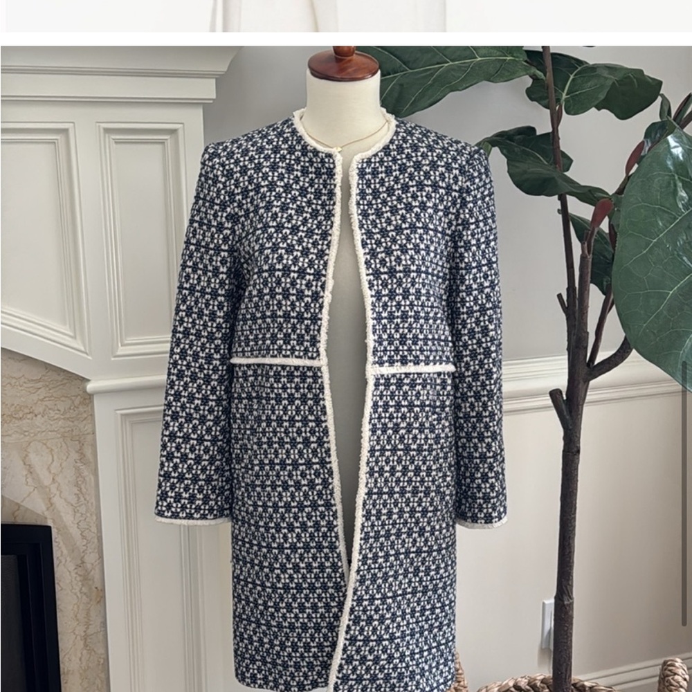 Zara Navy and White Patterned Coat